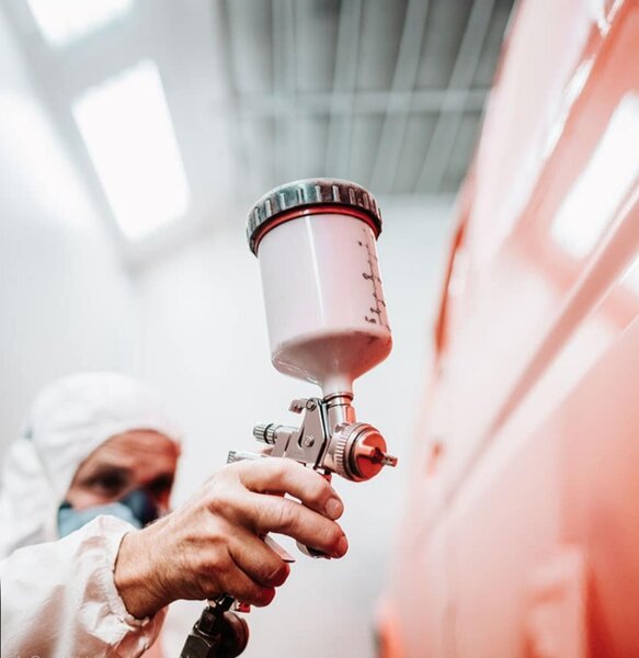 Vopsitor auto cu experienta (expert in finisaje si pregatire)